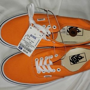 Vans The Authentic is the original Vans silhouette.